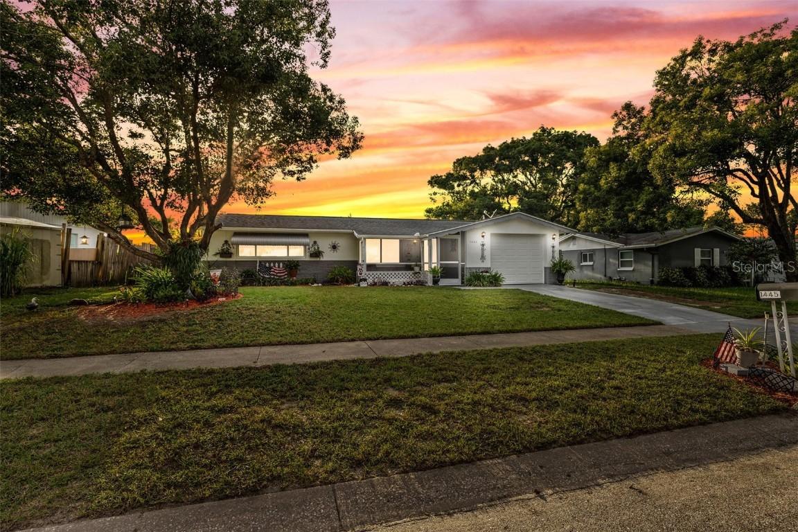 1445 Bookman Dr., Holiday, FL 34690