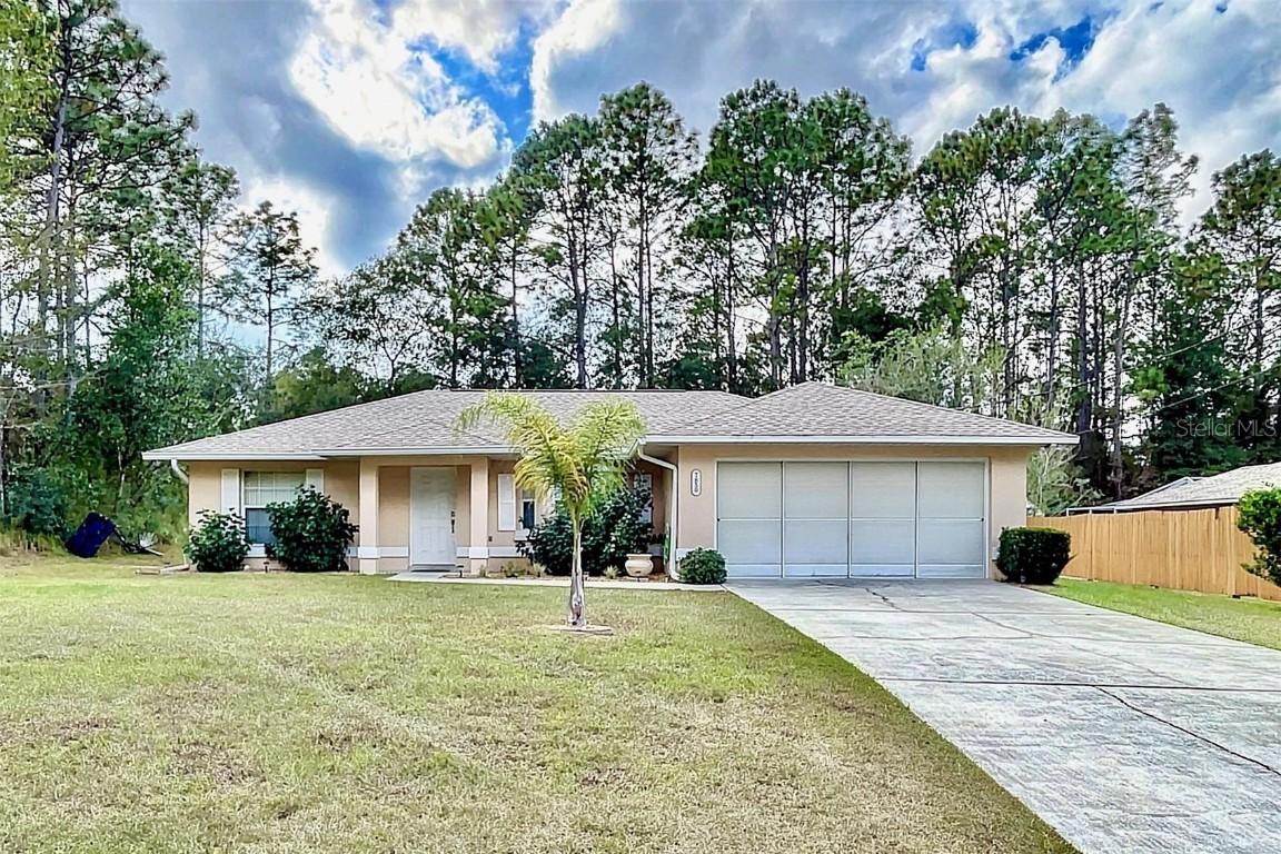 7850 N Vivian Way, Citrus Springs, FL 34434