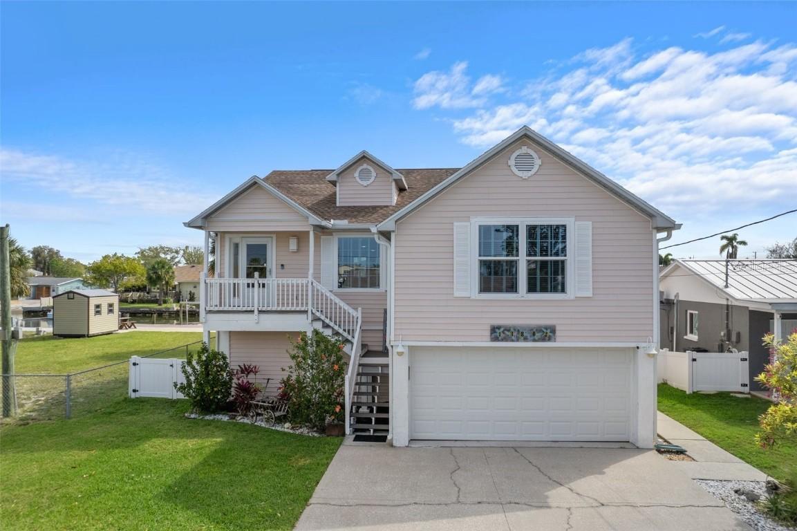 13802 Michelle Ave., Hudson, FL 34667