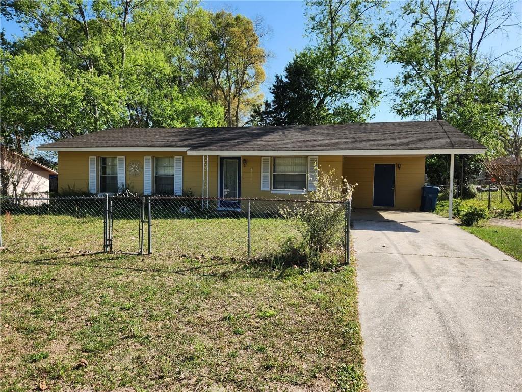 27186 Aubrey Ave., Brooksville, FL 34602