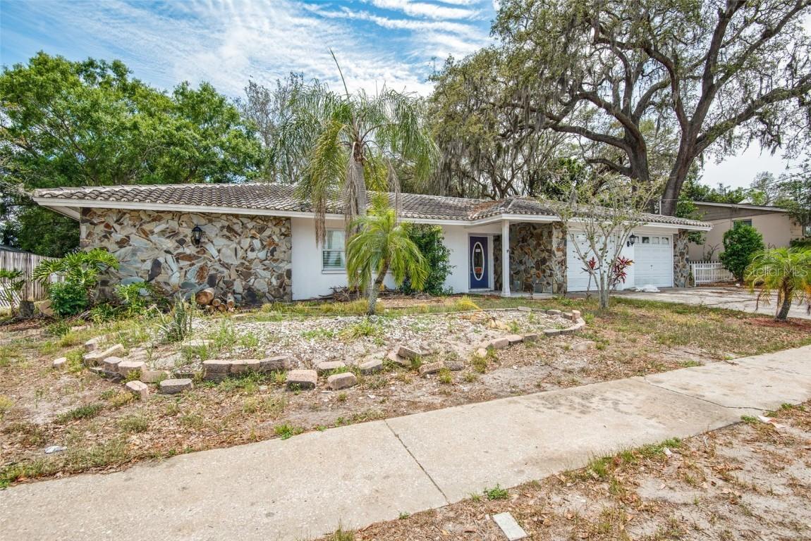5116 Flora Ave., Holiday, FL 34690