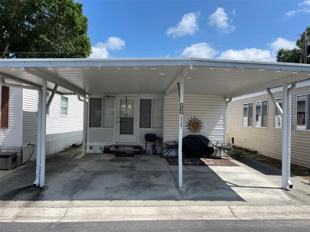 21148 Lazy Days Cir., Lutz, FL 33558