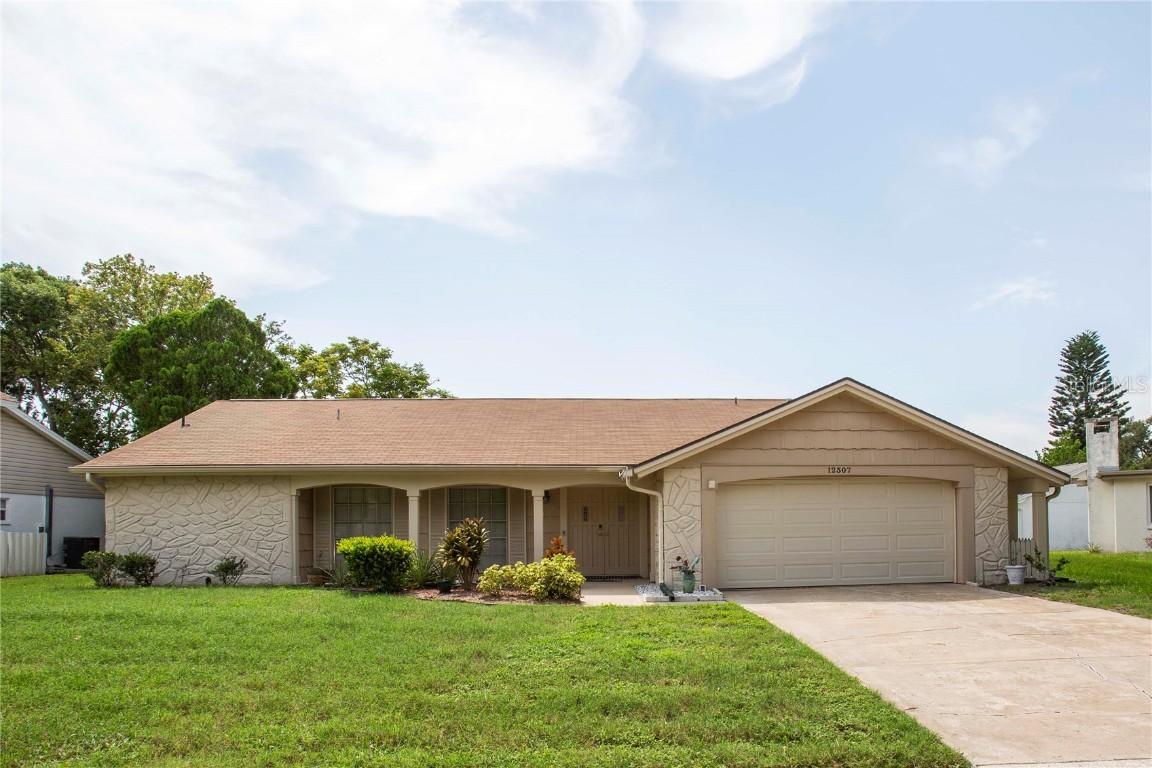 12307 Fieldstone Ln., Hudson, FL 34667