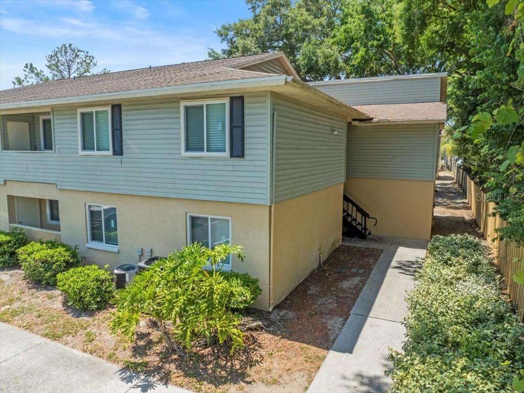 230 Thorn Tree Pl., Brandon, FL 33510