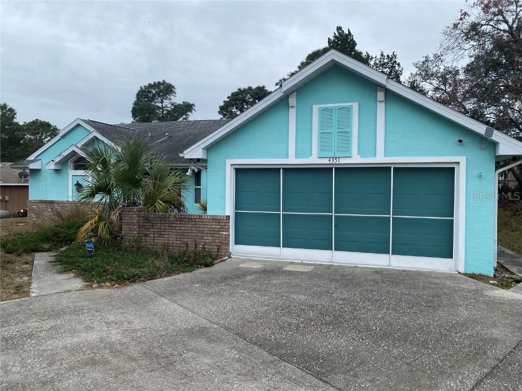 4351 Castle Ave., Spring Hill, FL 34609