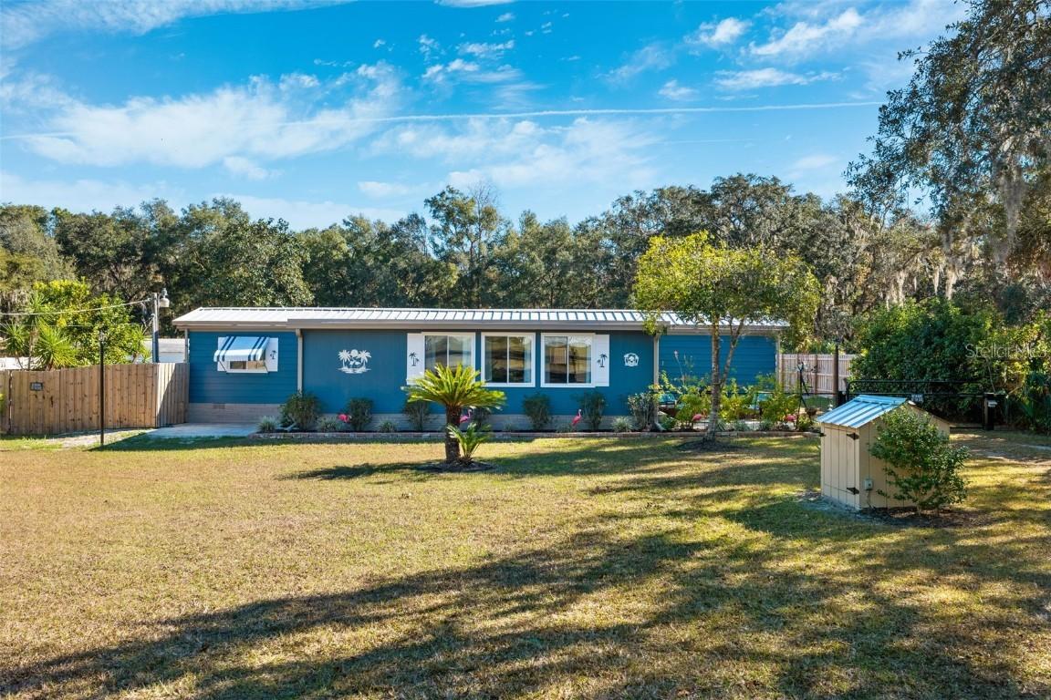 8433 S Cove Point, Floral City, FL 34436