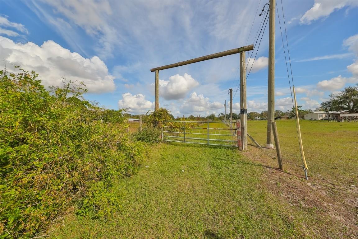 1 Wimauma Carlton Lake Rd., Wimauma, FL 33598