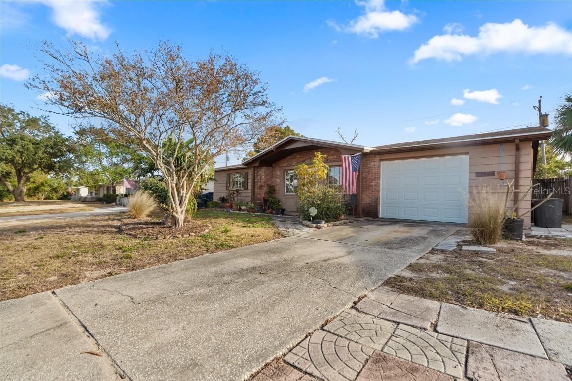 4130 Ridgefield Ave., Holiday, FL 34691