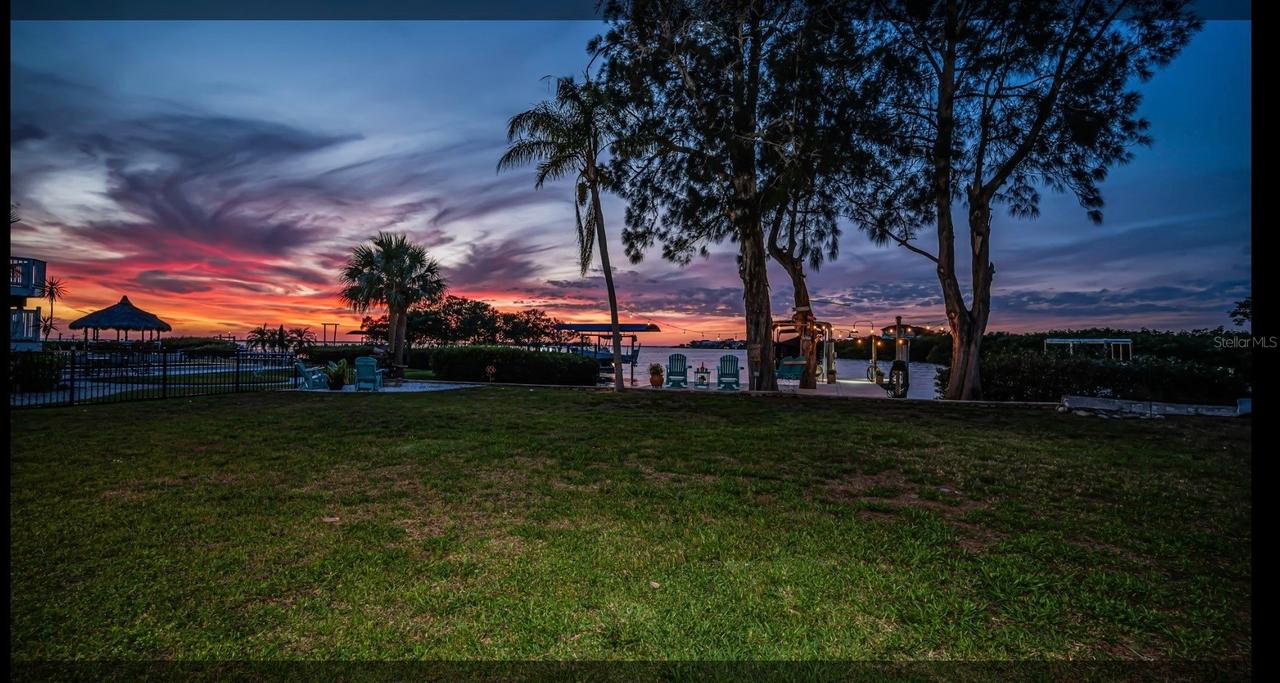 1624 Sea Breeze Dr., Tarpon Springs, FL 34689