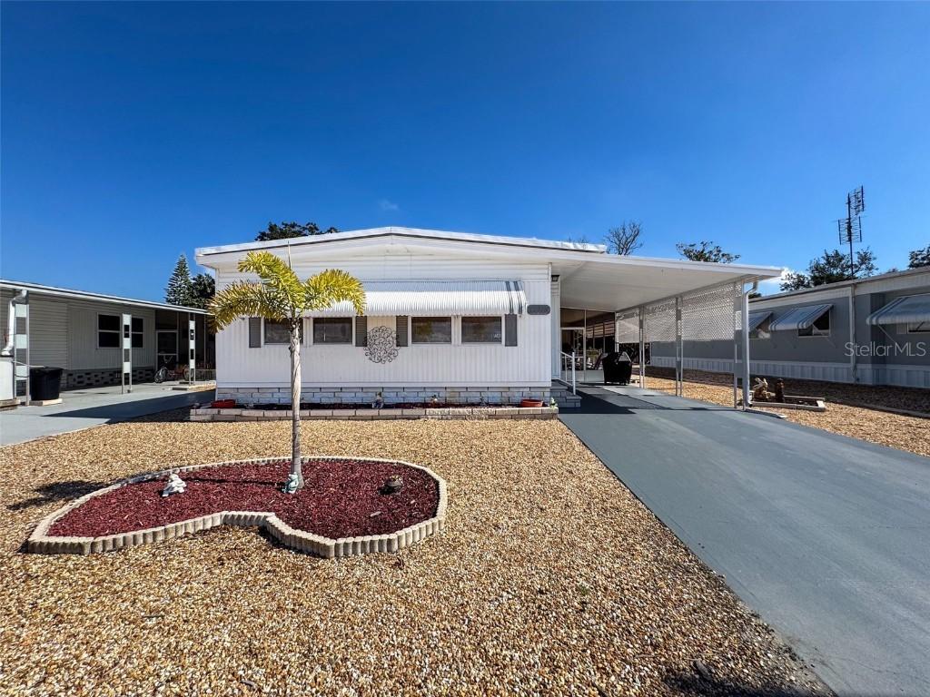 12318 Longhorn Dr., Hudson, FL 34667