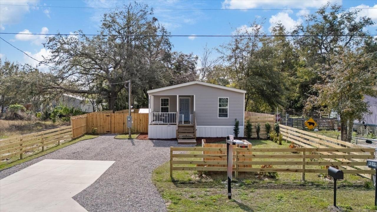 9250 Peony St., New Port Richey, FL 34654