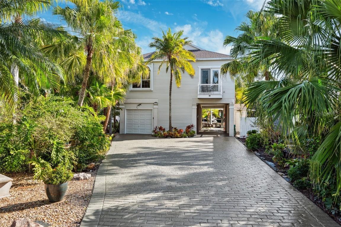7256 Westwind St., Weeki Wachee, FL 34607