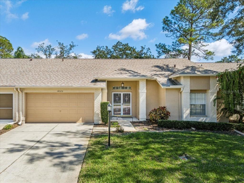18325 Whitacre Cir., Hudson, FL 34667