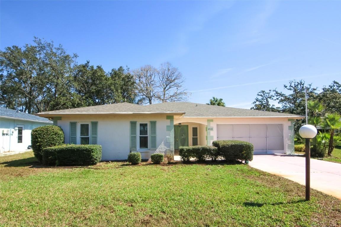 8728 Gold Pine Dr., Port Richey, FL 34668