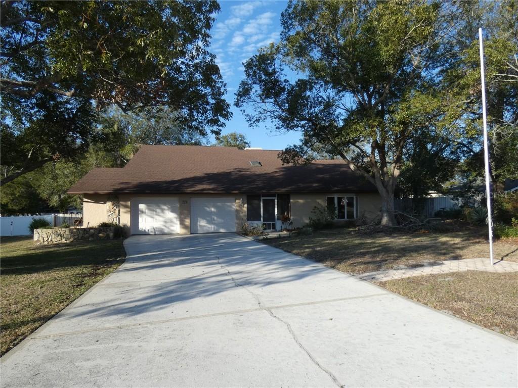 8526 Delaware Dr., Weeki Wachee, FL 34607