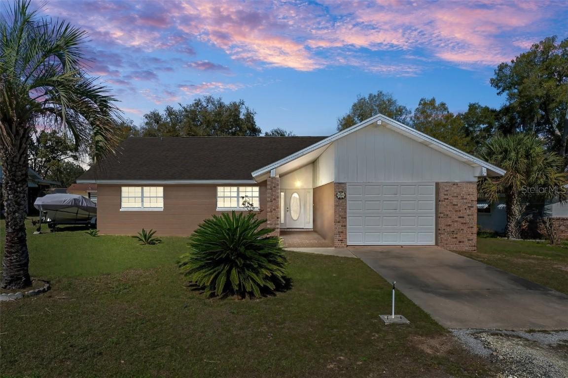 4 Clear Ln., Ocala, FL 34472