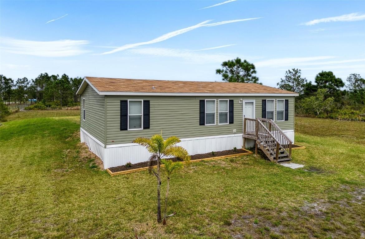 18081 NW 300th St., Okeechobee, FL 34972