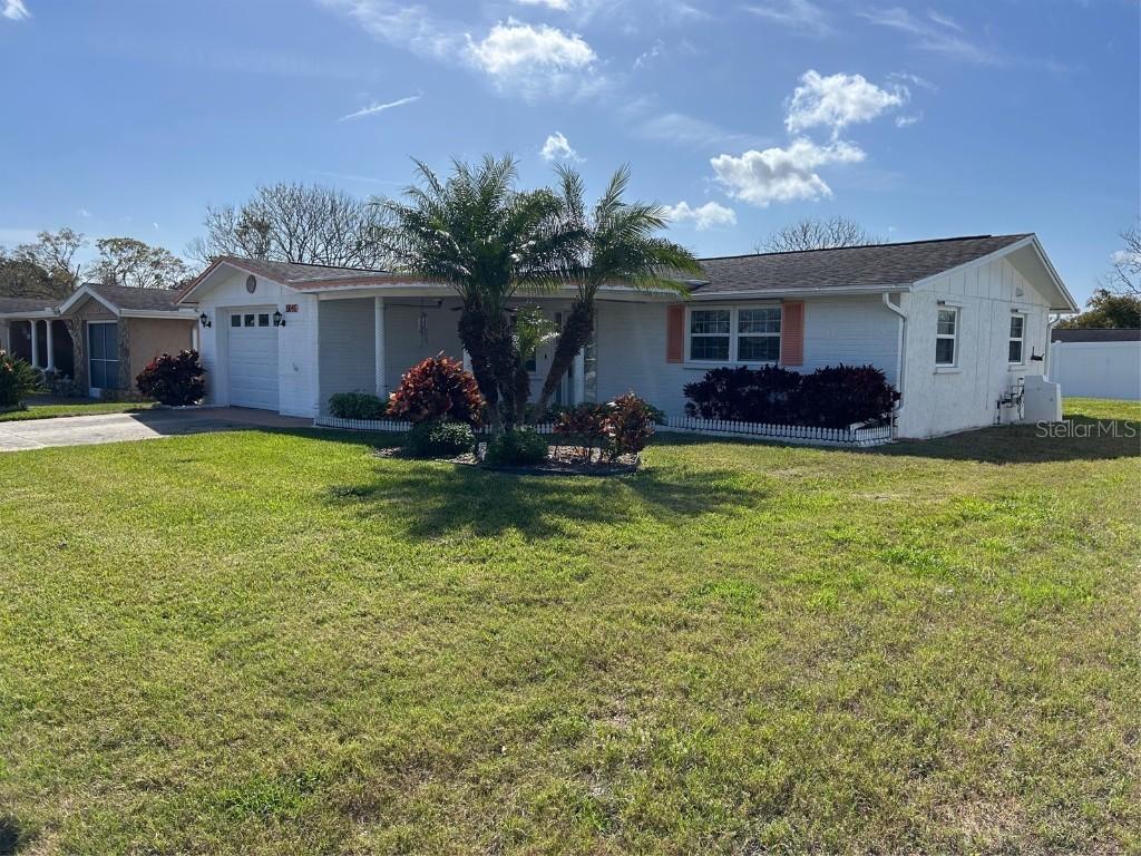 5646 Moog Rd., Holiday, FL 34690