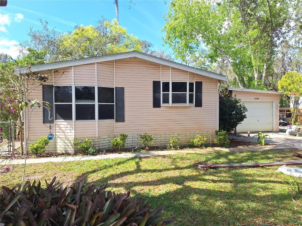 11641 Doaks St., New Port Richey, FL 34654