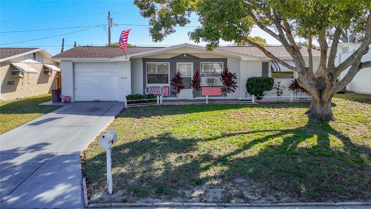 3632 Pensdale Dr., New Port Richey, FL 34652