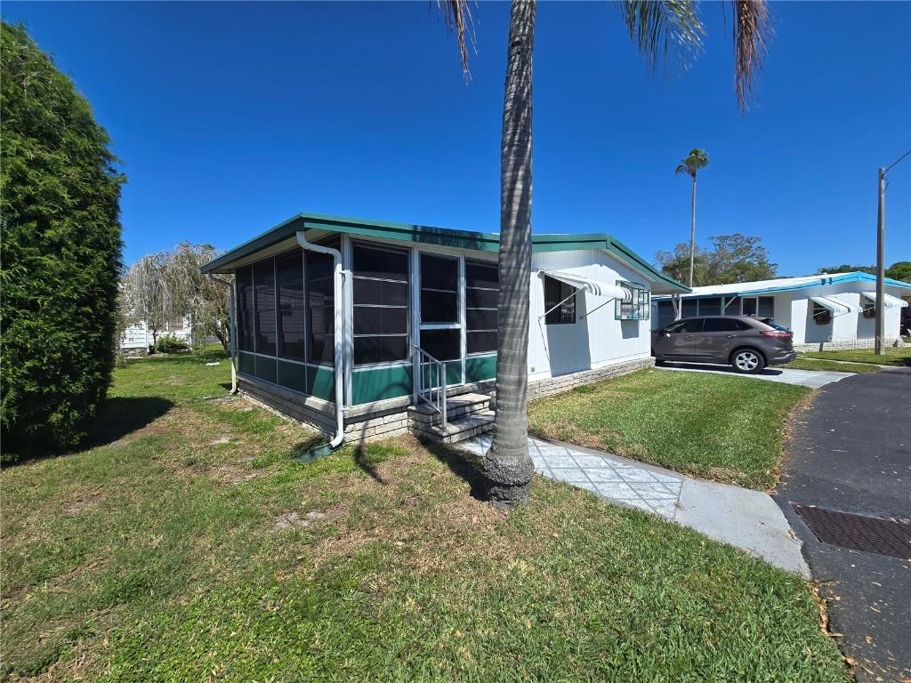 5211 Wisteria Cir., New Port Richey, FL 34653