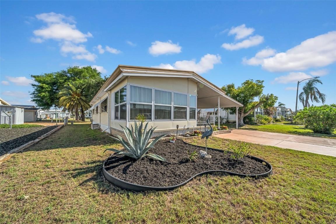 7303 Blue Lake Dr., Hudson, FL 34667