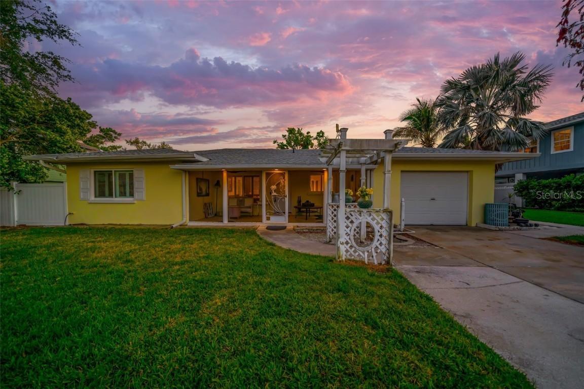 3167 Bay Ln, Clearwater, FL 33759