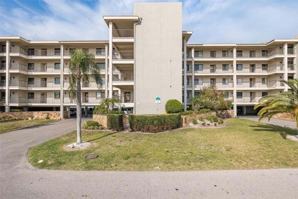 8251 Brent St. #918, Port Richey, FL 34668