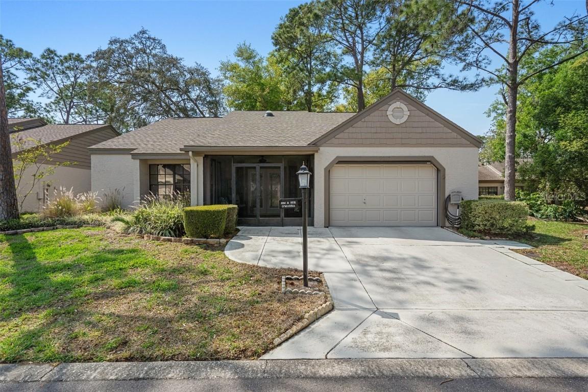 2217 Broadmoor Ln., Spring Hill, FL 34606