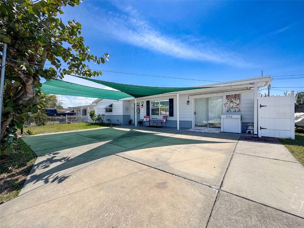 4236 Beacon Square Dr., Holiday, FL 34691