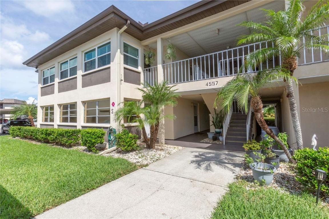 4557 Garnet Dr. #102, New Port Richey, FL 34652