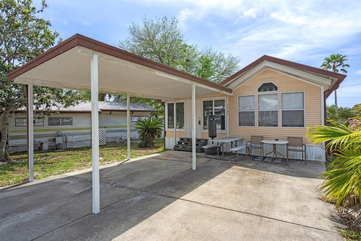 9580 Gray Fox Dr., Weeki Wachee, FL 34613