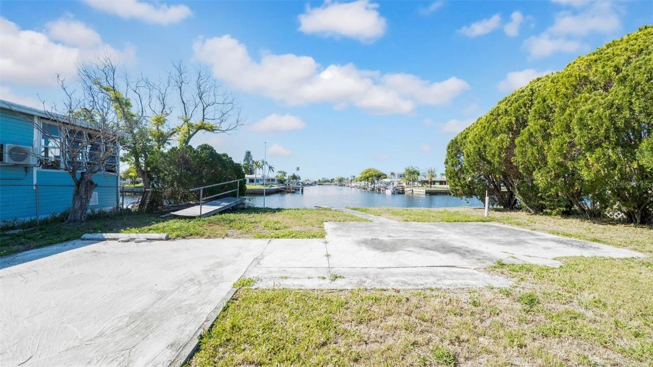 6446 Tower Dr., Hudson, FL 34667