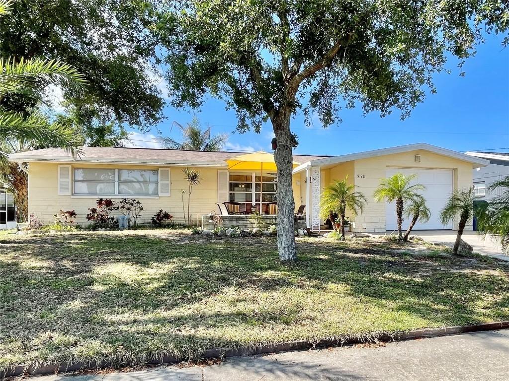 5128 Perennial Dr., Holiday, FL 34690