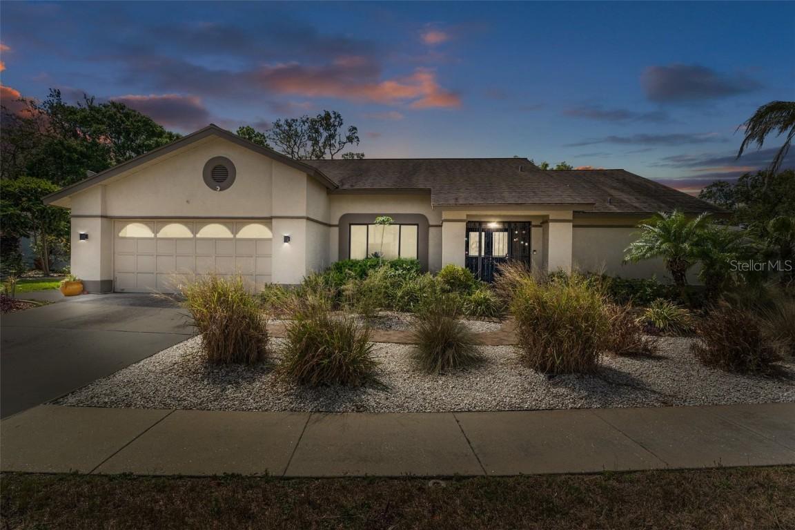 2924 Windridge Dr., Holiday, FL 34691
