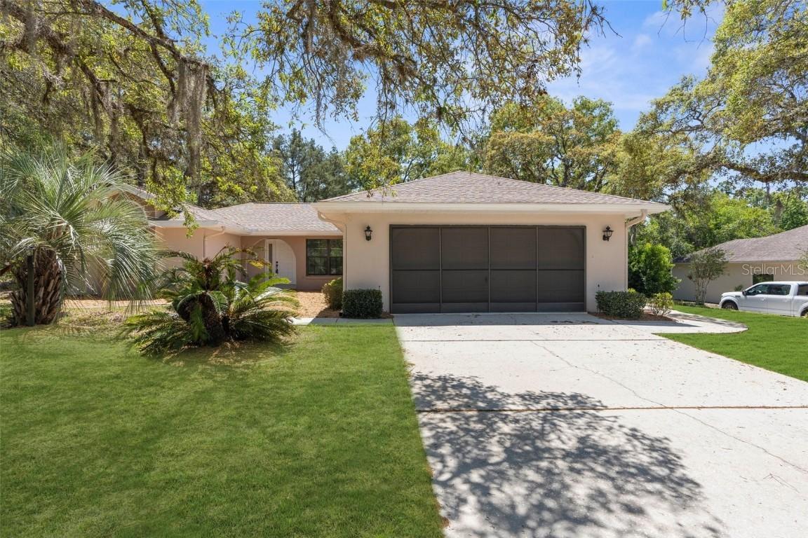 23 Cypress Blvd., Homosassa, FL 34446