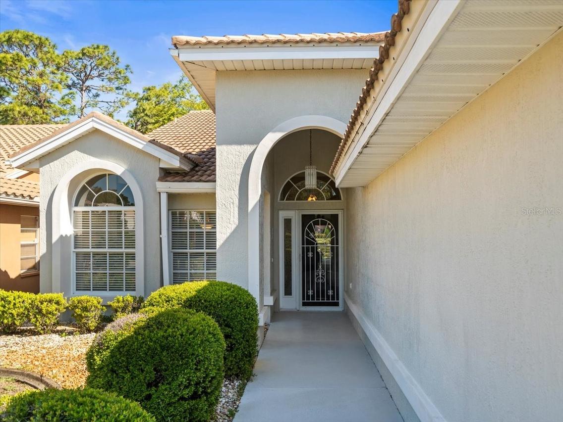 9355 French Quarters Cir., Weeki Wachee, FL 34613