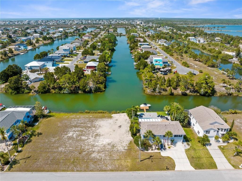4041 Amberjack Dr., Hernando Beach, FL 34607