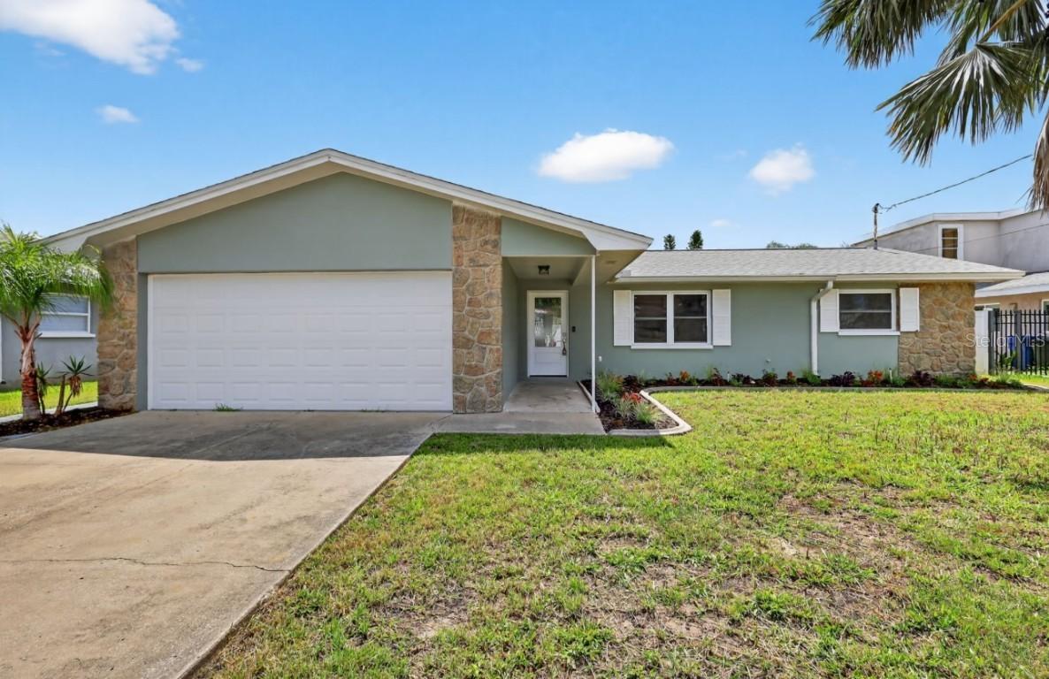 2175 Edythe Dr., Dunedin, FL 34698