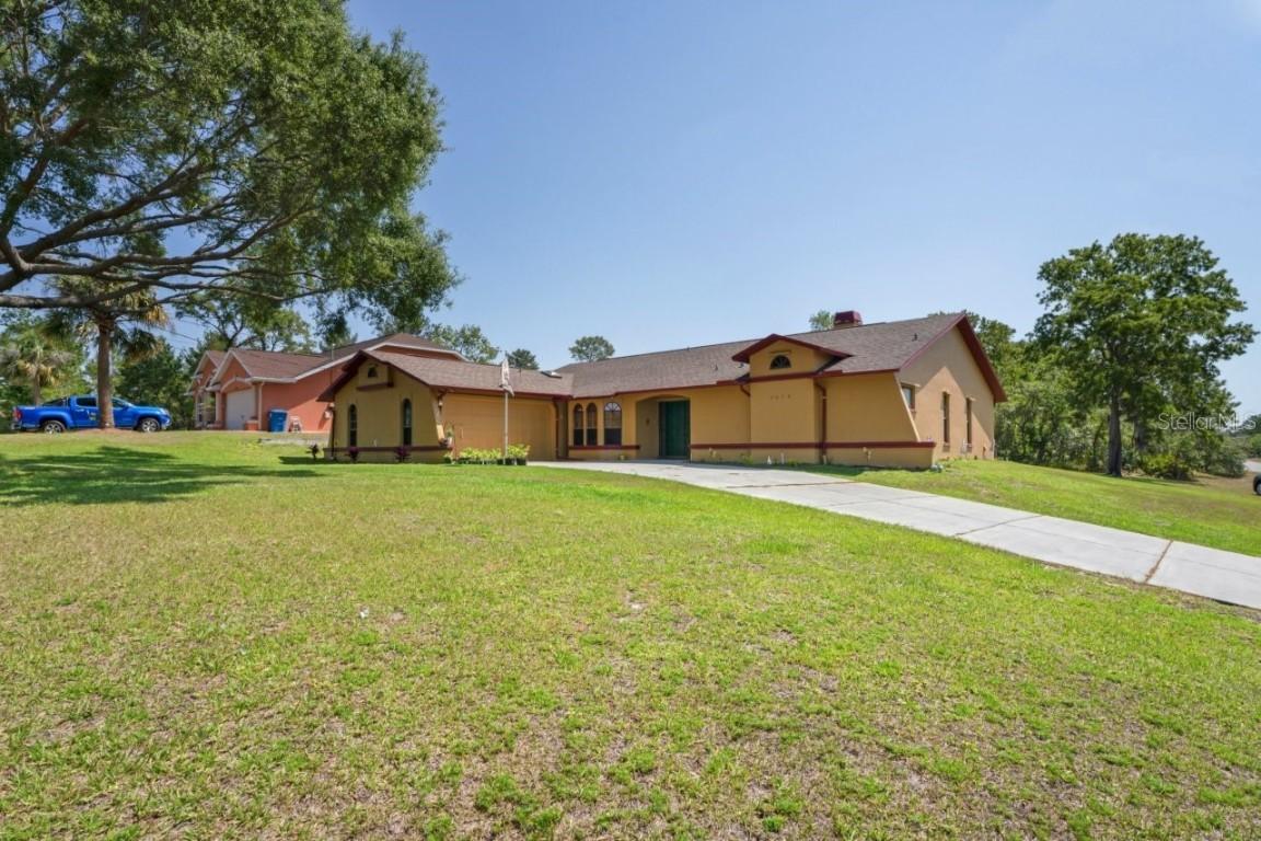 7270 Nightwalker Rd., Weeki Wachee, FL 34613