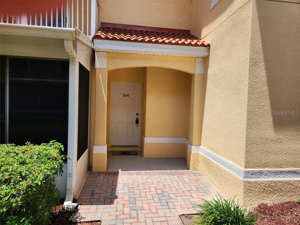 21008 Sunpoint Way #204, Lutz, FL 33558