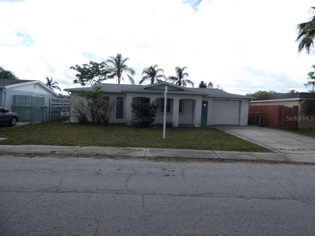 3214 Pinon Dr., Holiday, FL 34691