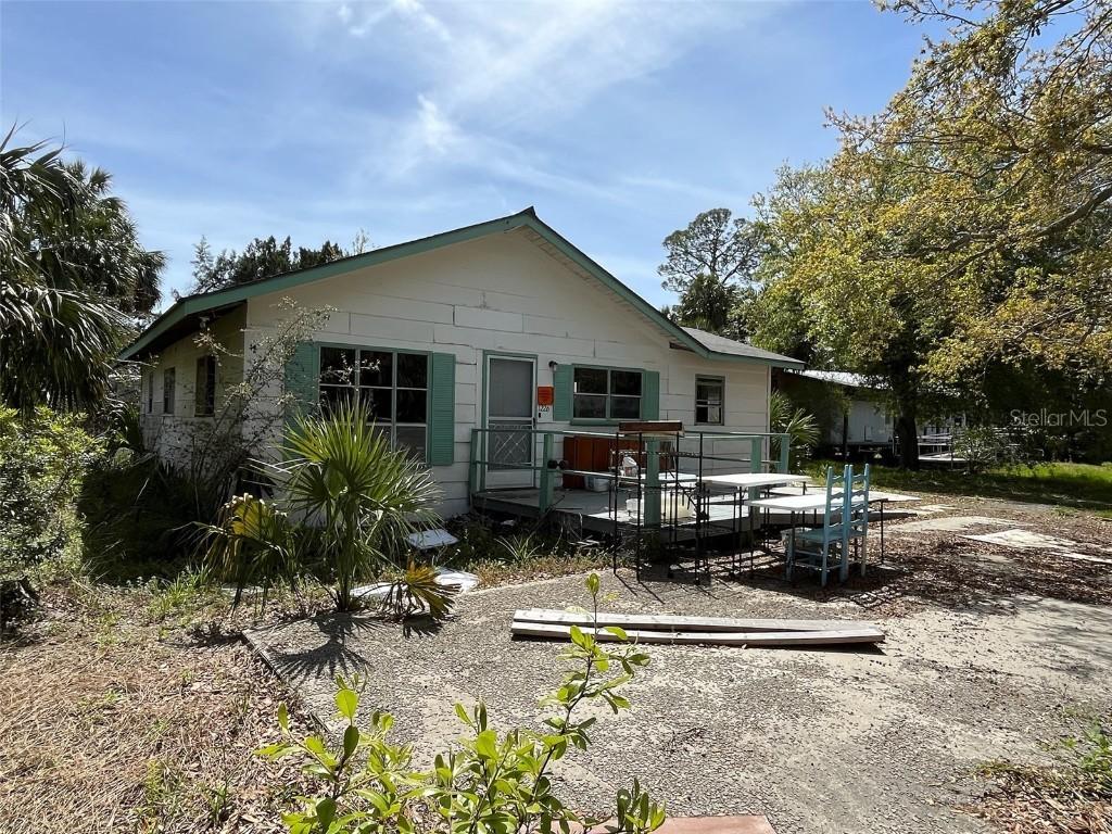 1226 Hawthorne Ave., Cedar Key, FL 32625