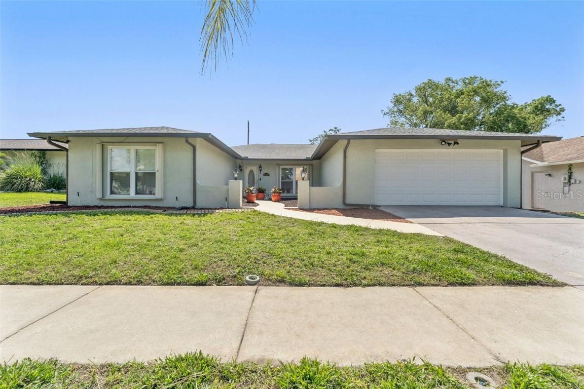 8749 Aruba Ln., Port Richey, FL 34668