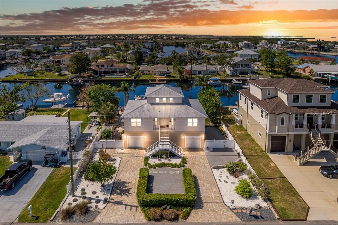 3352 Gulfview Dr., Hernando Beach, FL 34607