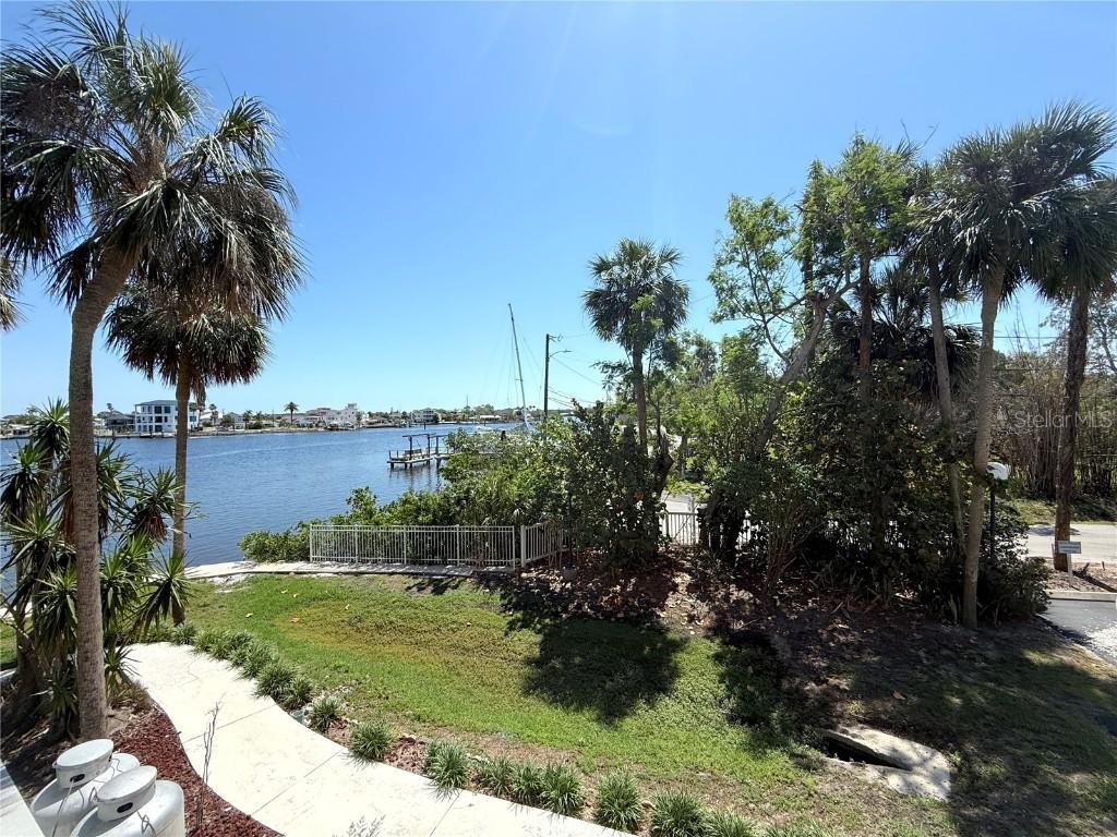 4823 Ebbtide Ln. #105, Port Richey, FL 34668