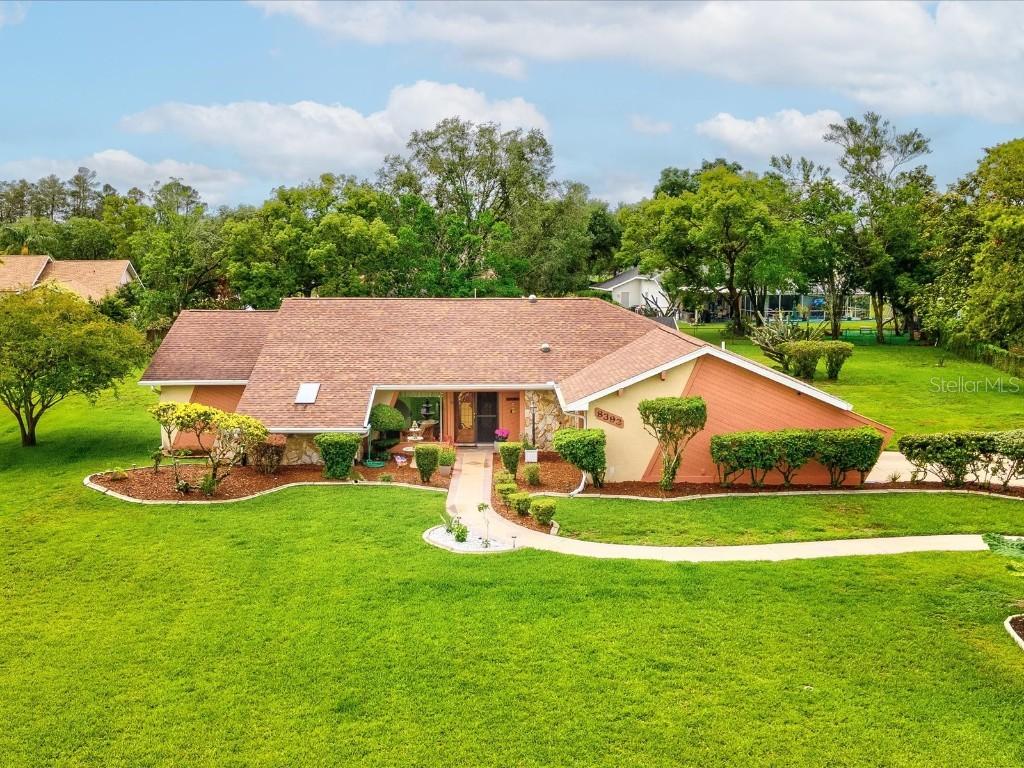 8393 Delaware Dr., Weeki Wachee, FL 34607