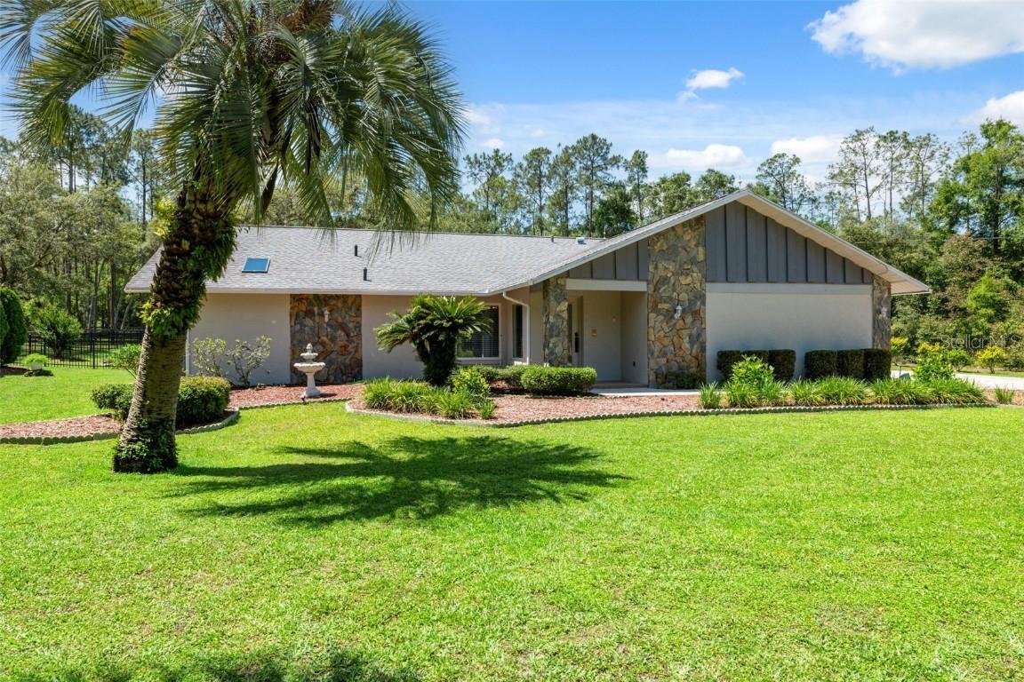 1212 W Redding St., Hernando, FL 34442
