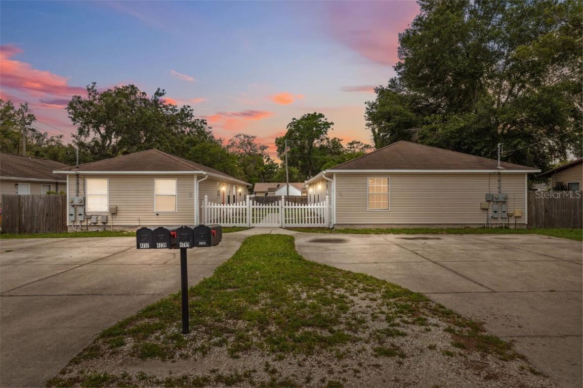 4741 6th St., Zephyrhills, FL 33542