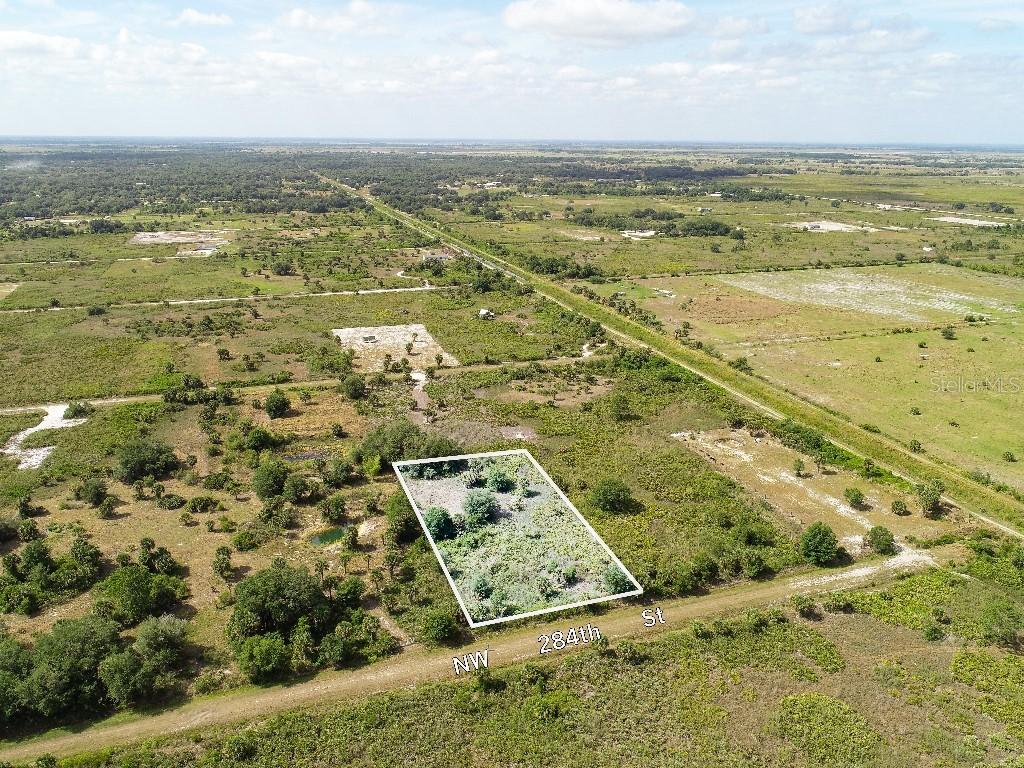 21492 NW 284th St., Okeechobee, FL 34972